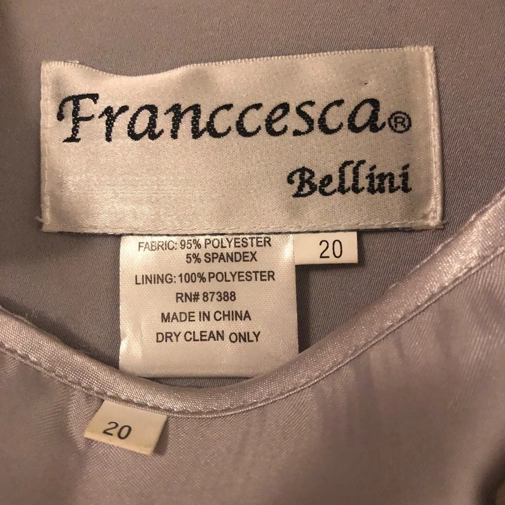 Women’s Francesca Bellini Suit - Picture 3 of 9